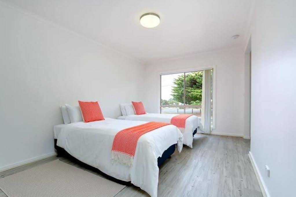 Phillip Island Off-Track Accommodation Cowes Exterior photo